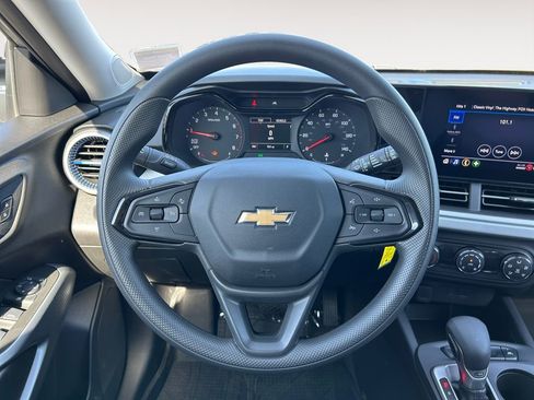 Used 2024 Chevrolet Trax LS image 14