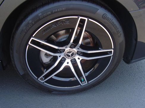 Used 2024 Mercedes-Benz E 350 4MATIC Sedan image 7