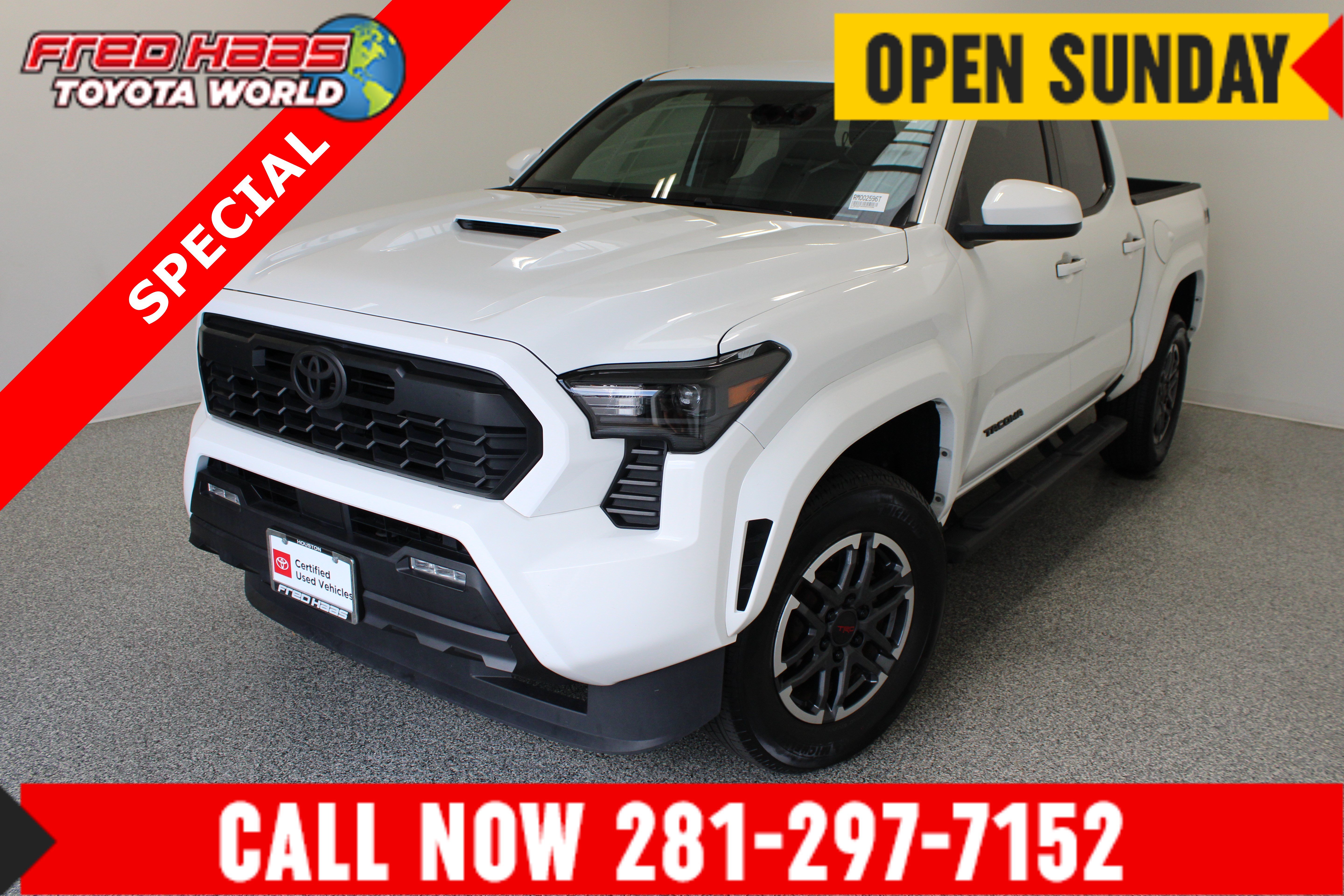 Used 2024 Toyota Tacoma TRD Sport RWD image 1