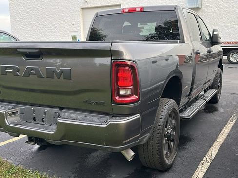 Used 2025 RAM 2500 Big Horn AWD/4WD image 3