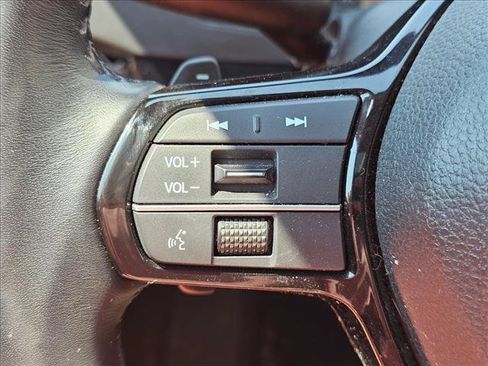 Used 2023 Honda Accord Touring image 29