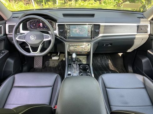 Used 2022 Volkswagen Atlas SE AWD/4WD image 12