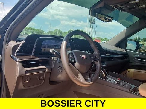 Certified 2023 Cadillac Escalade Premium Luxury w/ LPO, Radiant Package RWD image 10