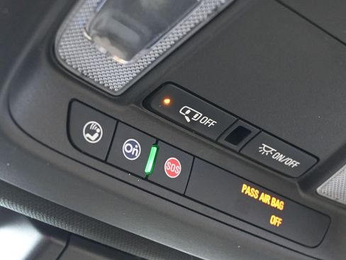 Used 2019 Cadillac XT5 FWD image 23