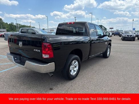 Used 2024 RAM 1500 Classic SLT AWD/4WD image 7