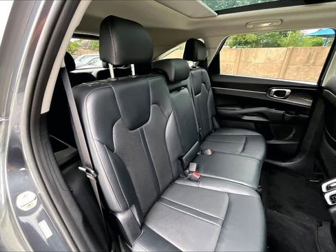 Used 2021 Kia Sorento S w/ Panoramic Sunroof Package AWD/4WD image 20