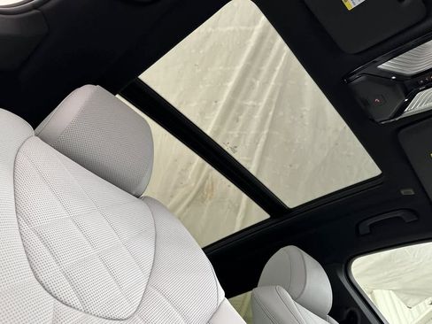 New 2026 BMW X5 xDrive40i w/ M Sport Package image 17