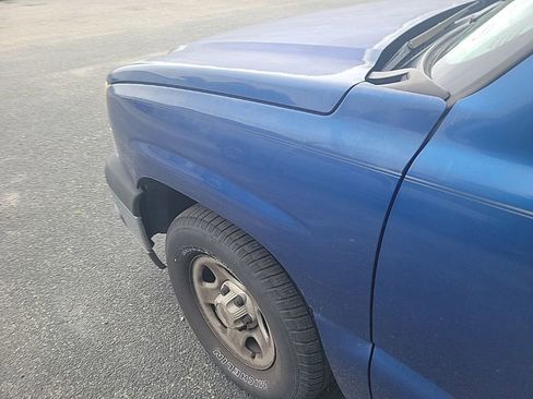 Used 2004 Chevrolet Silverado 1500 W/T RWD image 18