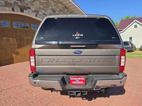 Used 2022 Ford F350 XLT w/ XLT Premium Package AWD/4WD image 4