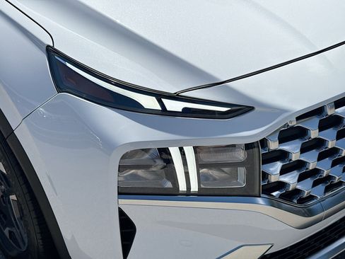 Used 2023 Hyundai Santa Fe Blue image 32