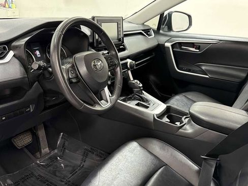 Certified 2019 Toyota RAV4 XLE Premium image 12