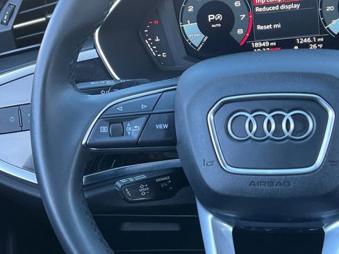 Used 2025 Audi Q3 2.0T Premium image 18