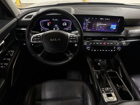 Used 2024 Kia Telluride LX AWD/4WD image 11