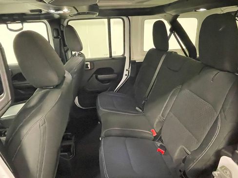 Used 2021 Jeep Wrangler Unlimited Sport image 21