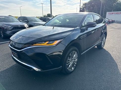 Certified 2022 Toyota Venza Limited w/ Advanced Technology Package AWD/4WD image 5
