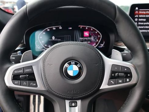 Used 2022 BMW 540i w/ Executive Package RWD image 15