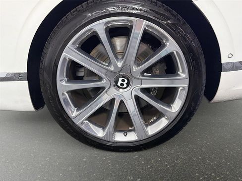 Used 2022 Bentley Continental GT AWD/4WD image 27
