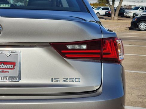 Used 2015 Lexus IS 250 w/ Navigation System Package image 10