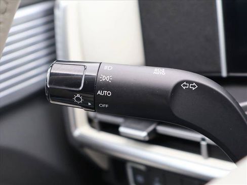 Used 2024 Hyundai Santa Fe SEL AWD/4WD image 16