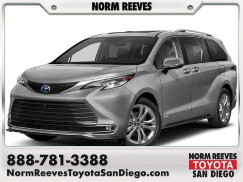 Used 2023 Toyota Sienna Platinum image 1