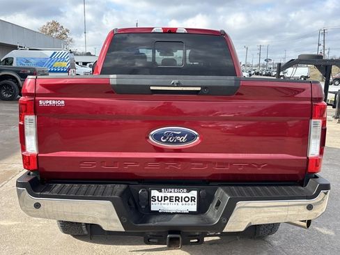 Used 2019 Ford F250 Lariat w/ Lariat Ultimate Package image 4