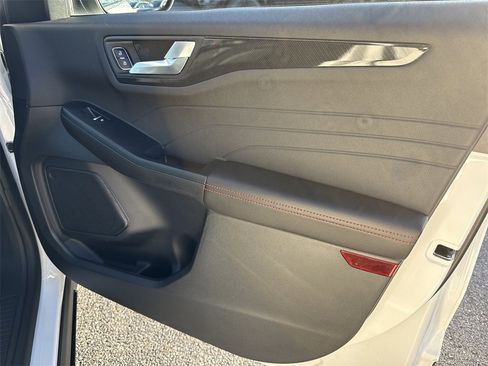 New 2026 Ford Escape ST-Line w/ Tech Pack #1 image 15