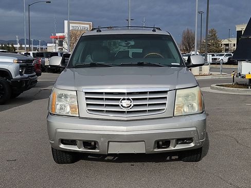Used 2004 Cadillac Escalade Base image 9