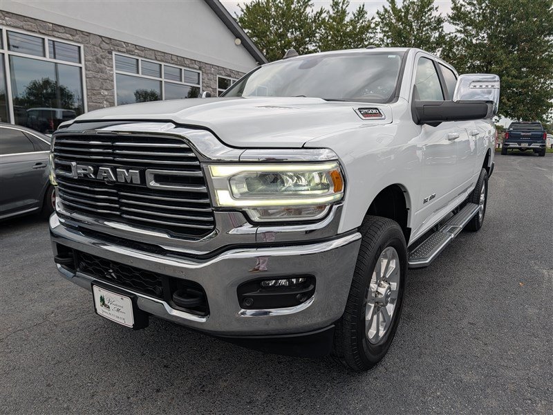 Used 2023 RAM 2500 Laramie AWD/4WD image 2