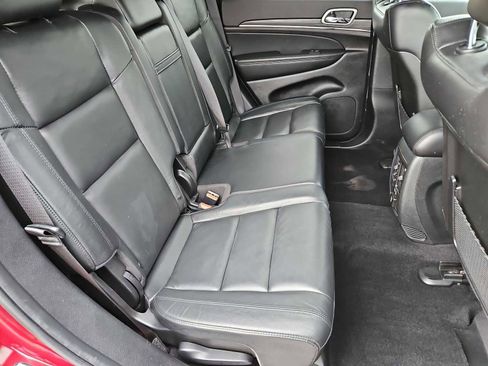 Used 2022 Jeep Grand Cherokee Limited image 38