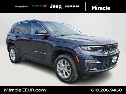 Used 2023 Jeep Grand Cherokee Limited image 1