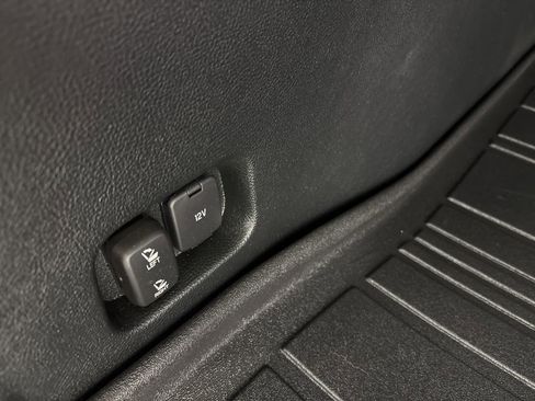 Used 2022 Ford Edge ST-Line image 33