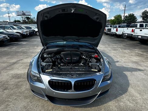 Used 2006 BMW M6 Coupe image 76