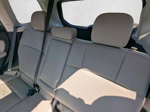 Used 2016 Subaru Forester 2.5i Limited image 11