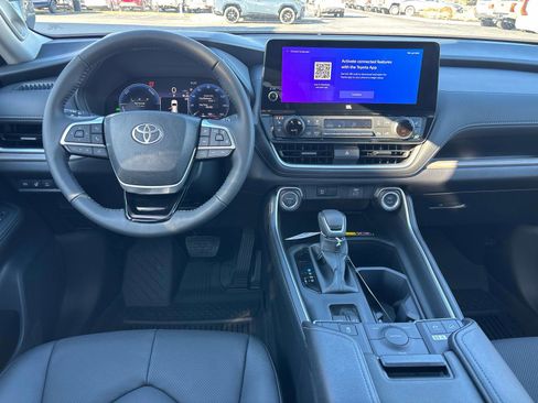New 2026 Toyota Grand Highlander Limited AWD/4WD image 9