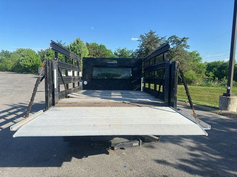 Used 2015 Ford F350 XL image 5