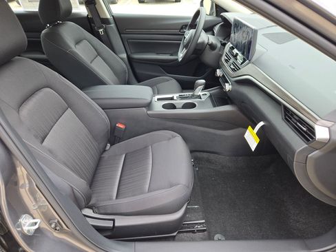 New 2026 Nissan Altima 2.5 SV FWD image 20