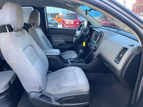 Used 2020 Chevrolet Colorado W/T w/ WT Convenience Package image 15