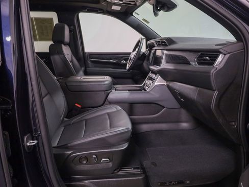 Used 2023 GMC Yukon Denali AWD/4WD image 34