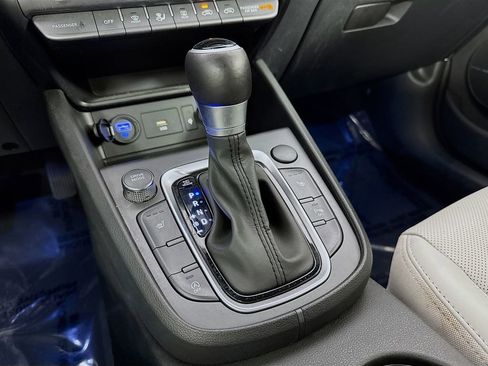 Used 2022 Hyundai Kona Limited image 28