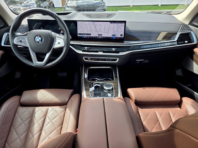 Certified 2024 BMW X7 xDrive40i AWD/4WD image 12