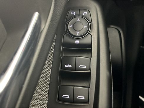 Used 2023 Chevrolet TrailBlazer LT AWD/4WD image 30