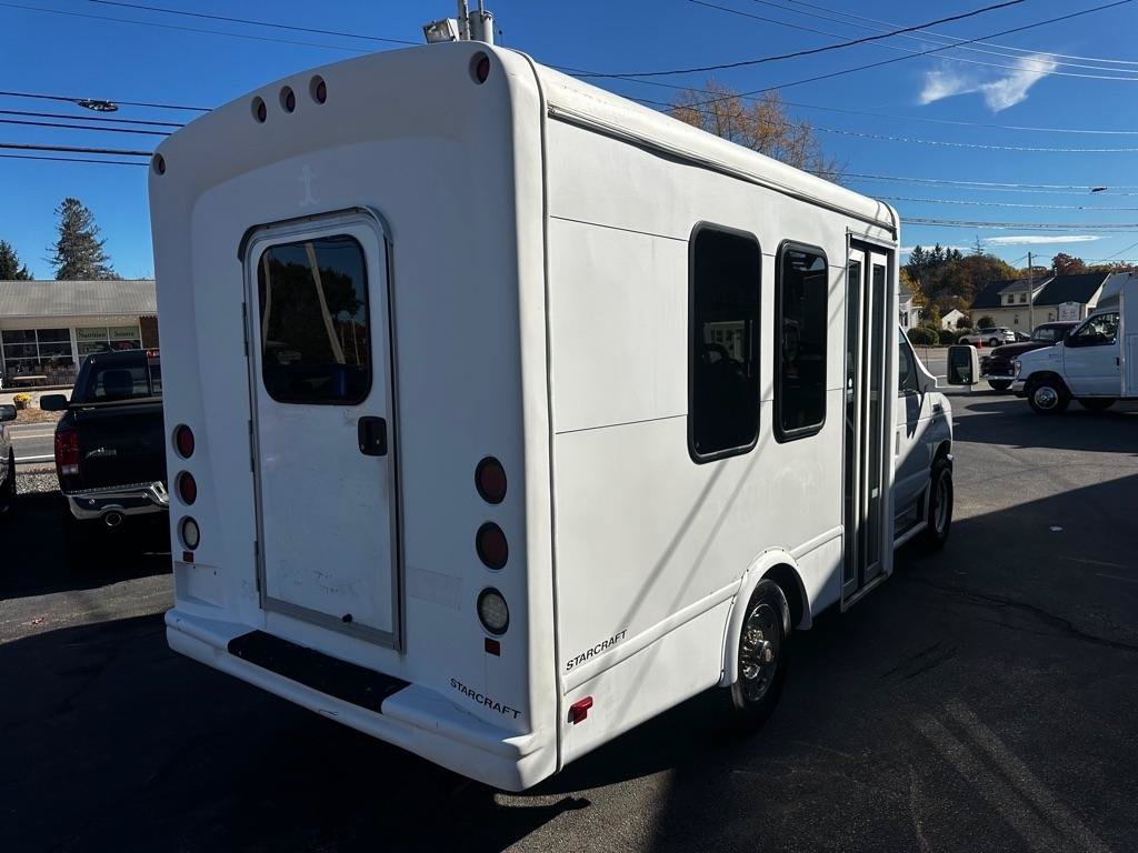 Used 2015 Ford E-350 and Econoline 350 Super Duty RWD image 4