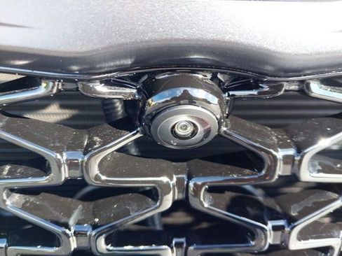 New 2026 Chrysler Pacifica Limited w/ S Appearance Package image 5