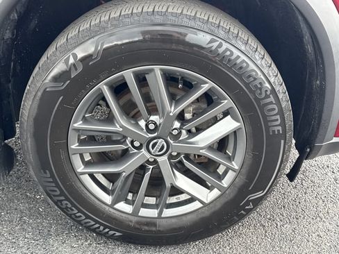 Used 2021 Nissan Rogue S FWD image 8