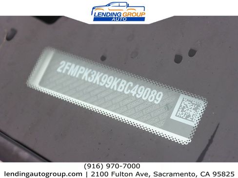 Used 2019 Ford Edge Titanium w/ Equipment Group 301A image 27