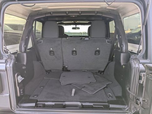 Certified 2020 Jeep Wrangler Unlimited Sport S image 11