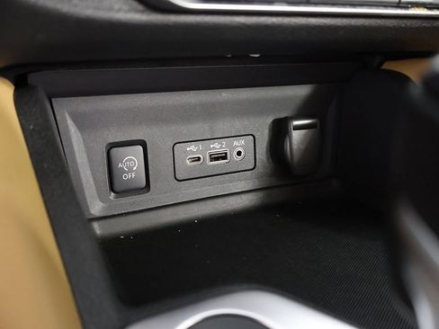 Used 2024 Nissan Sentra SV w/ SV Premium Package FWD image 50
