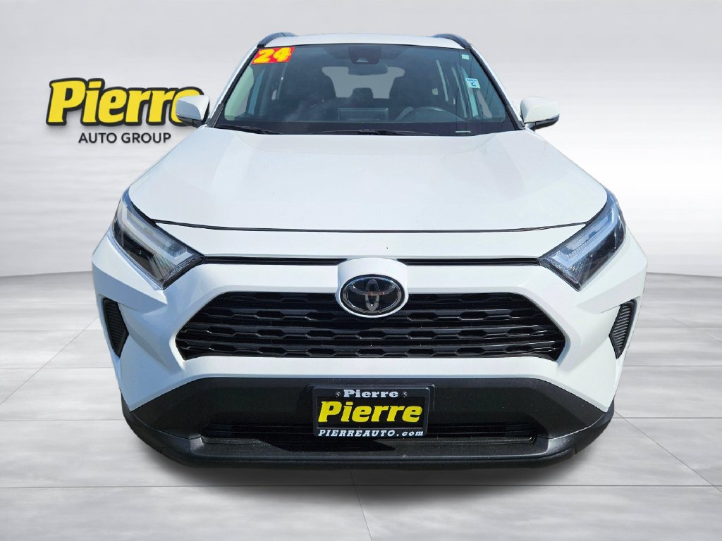 Used 2024 Toyota RAV4 XLE FWD image 8