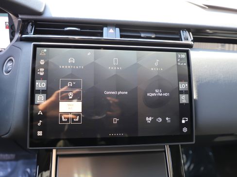 Certified 2026 Land Rover Range Rover Velar S AWD/4WD image 20
