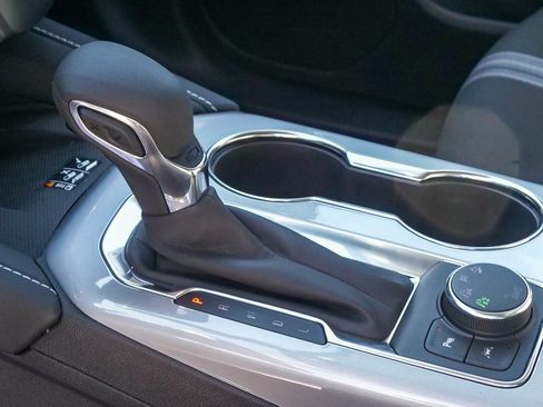 New 2025 Chevrolet Blazer LT w/ Convenience Package image 18